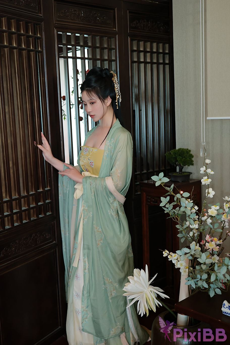 Coser Nnian PixiBB.COM 001