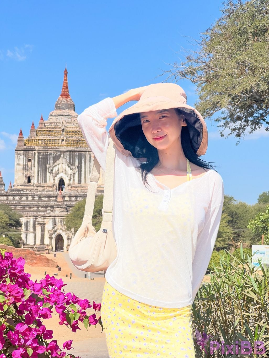 Patreon Leezy easy 2025.03 PixiBB.COM 023