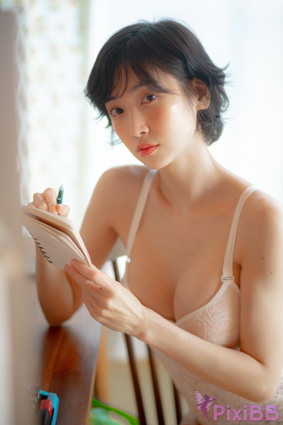 Patreon Leezy easy 2025.03 PixiBB.COM 073