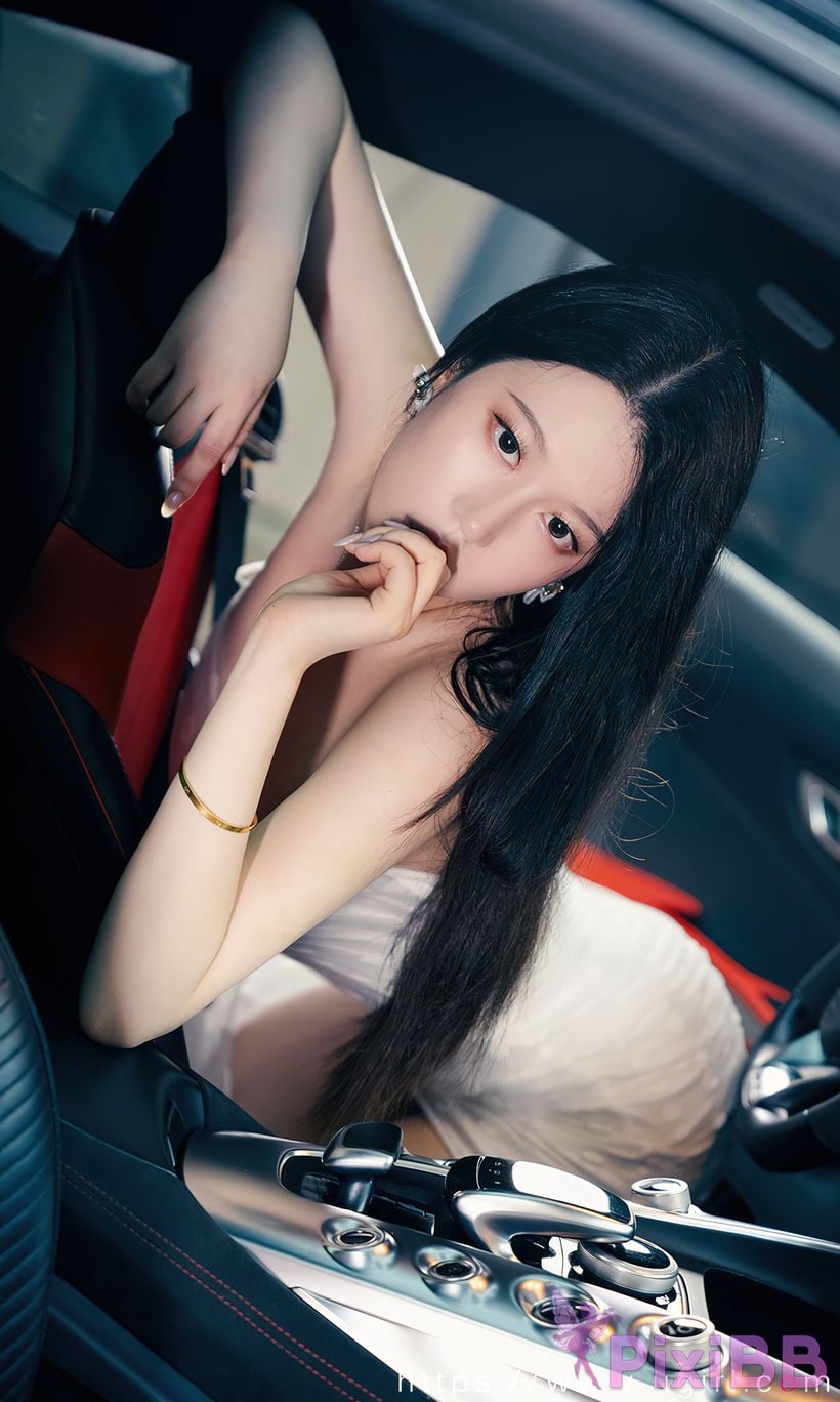 Ugirls Love the beauties No 2655 Zhong Qing Lend your arms PixiBB.COM 012