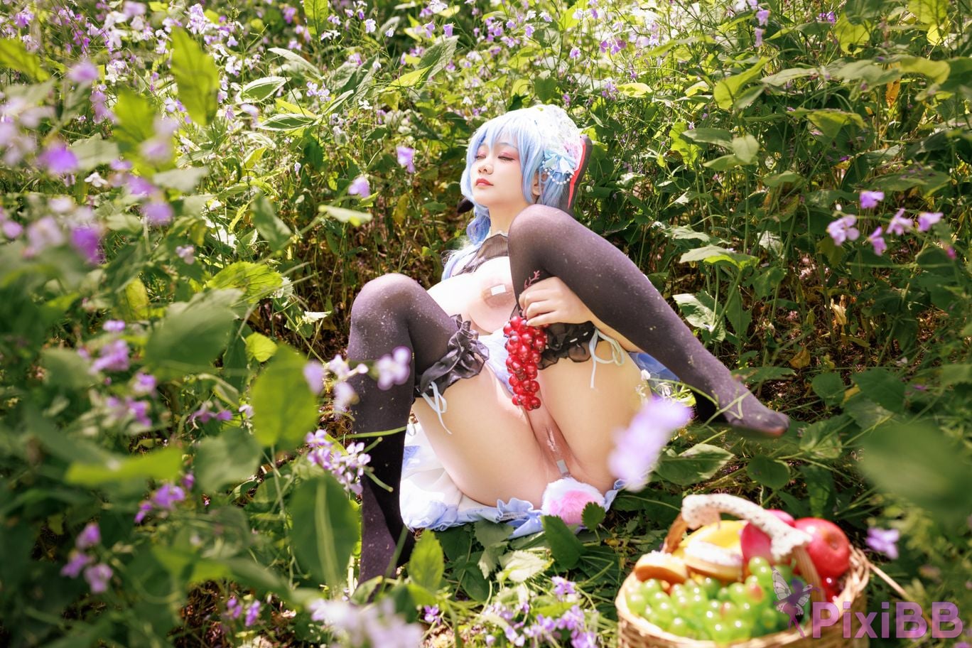 Cosplayer A Xuexue Sweet Maid PixiBB.COM 029