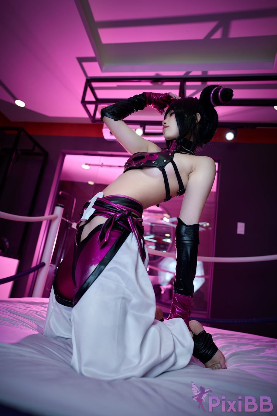Coser ZinieQ Juri Han PixiBB.COM 003