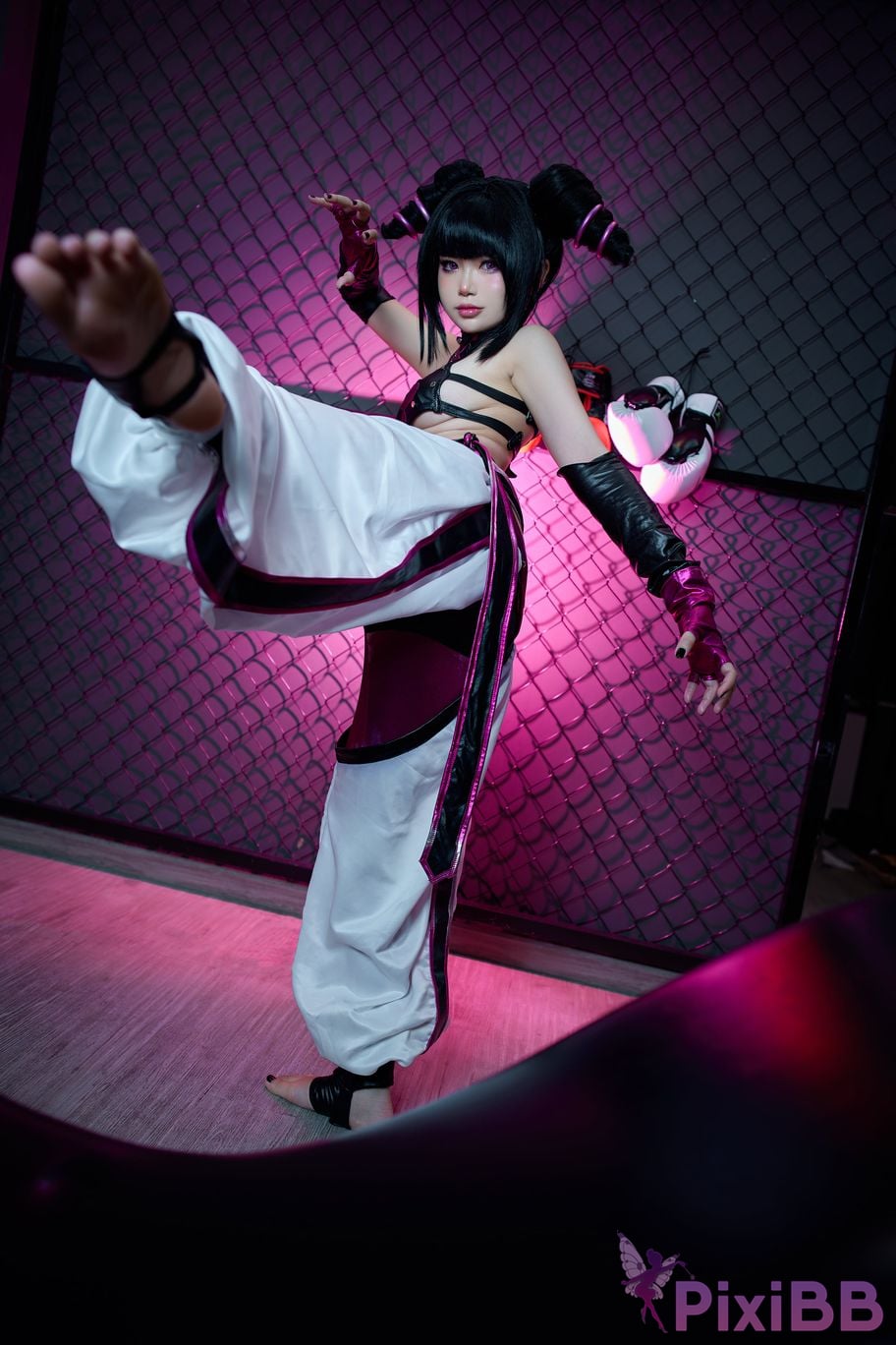Coser ZinieQ Juri Han PixiBB.COM 004