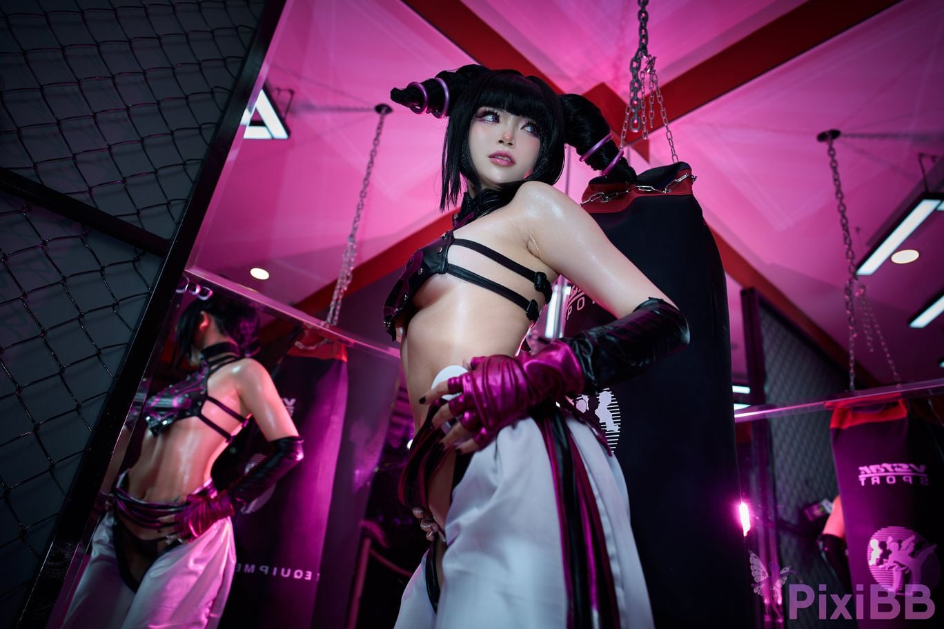 Coser ZinieQ Juri Han PixiBB.COM 014