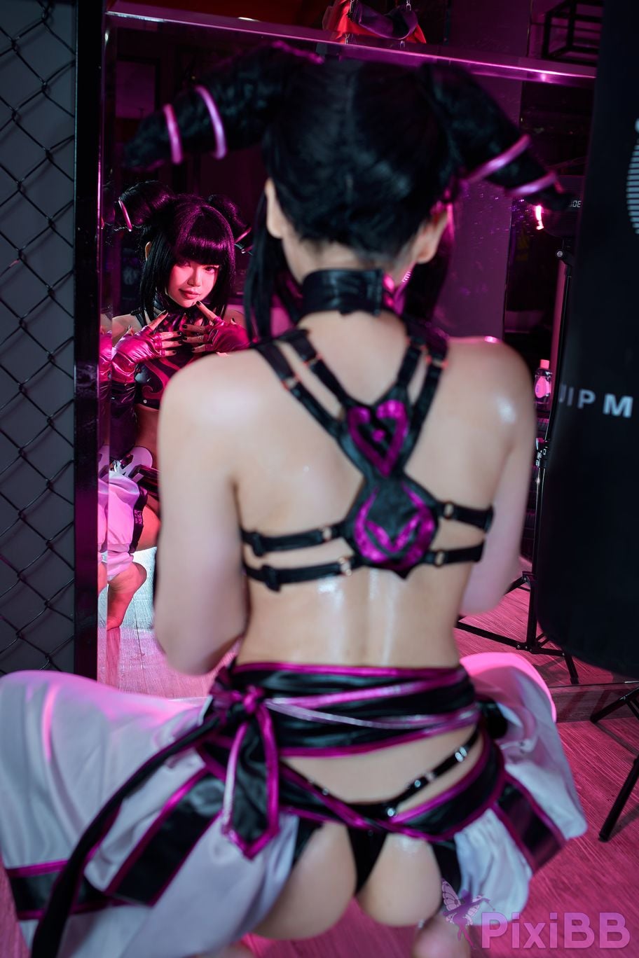Coser ZinieQ Juri Han PixiBB.COM 018