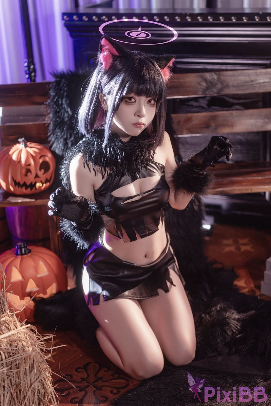 Cosplayer vector fish Blue Archive Anzuyama Kazusa Halloween PixiBB.COM 001