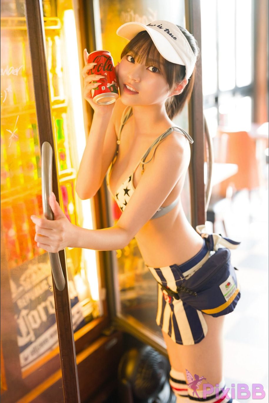 Japanese Idol Usa Hiiragi Usaki FRIDAY digital photo book UsakiIam USA PixiBB.COM 007