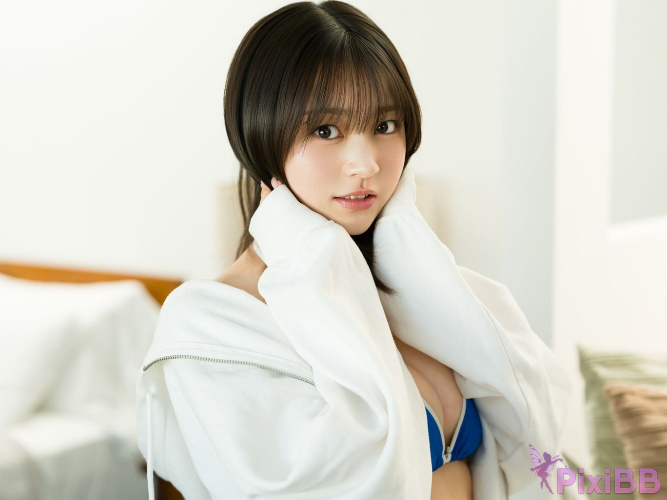 Japanese Idol Usa Hiiragi Usaki FRIDAY digital photo book UsakiIam USA PixiBB.COM 033