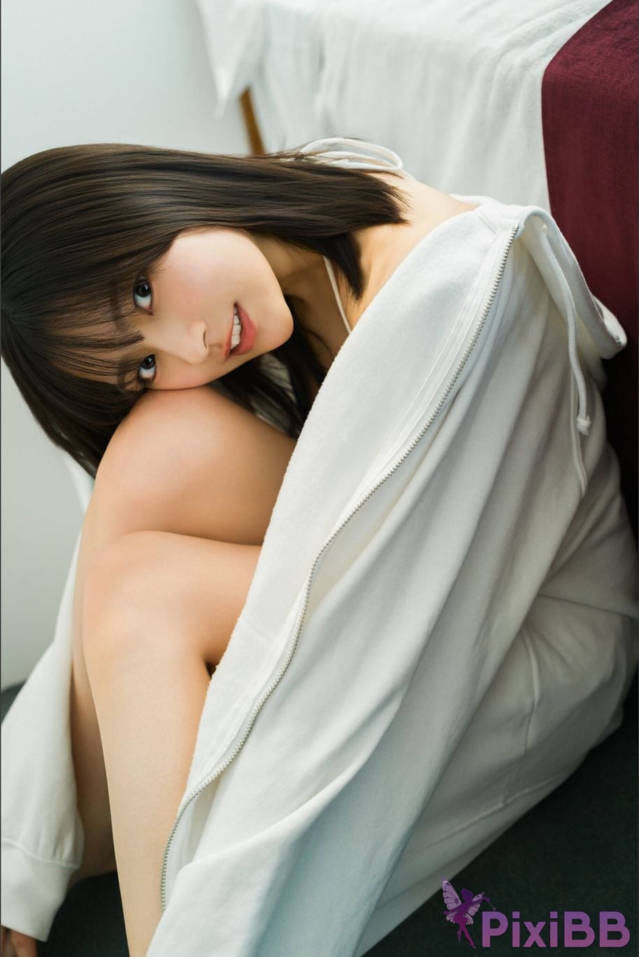 Japanese Idol Usa Hiiragi Usaki FRIDAY digital photo book UsakiIam USA PixiBB.COM 038
