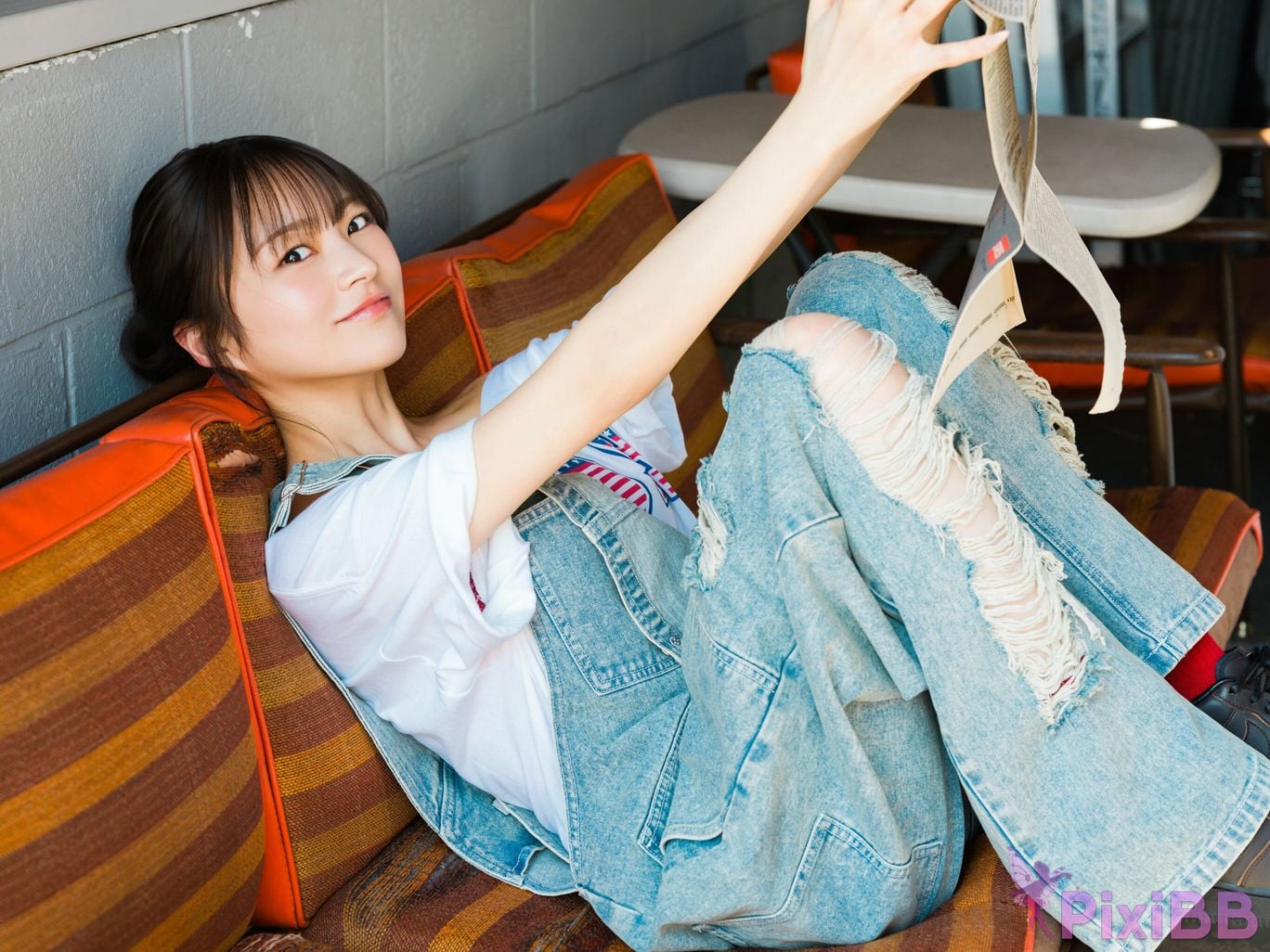 Japanese Idol Usa Hiiragi Usaki FRIDAY digital photo book UsakiIam USA PixiBB.COM 043