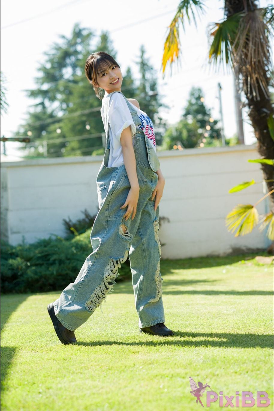 Japanese Idol Usa Hiiragi Usaki FRIDAY digital photo book UsakiIam USA PixiBB.COM 046