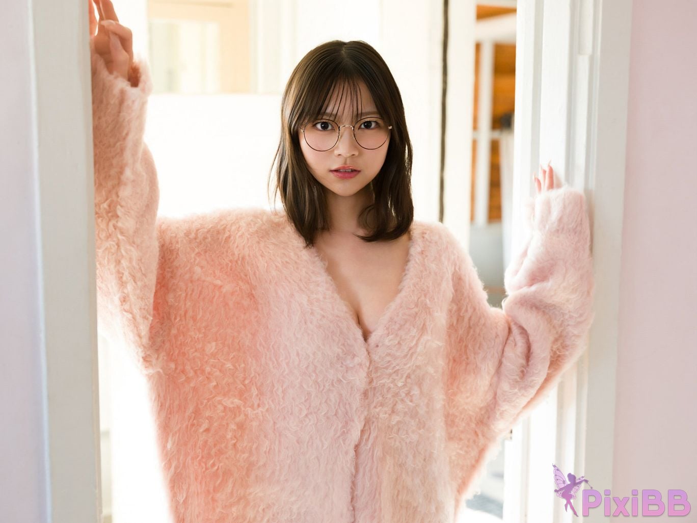 Japanese Idol Usa Hiiragi Usaki FRIDAY digital photo book UsakiIam USA PixiBB.COM 066