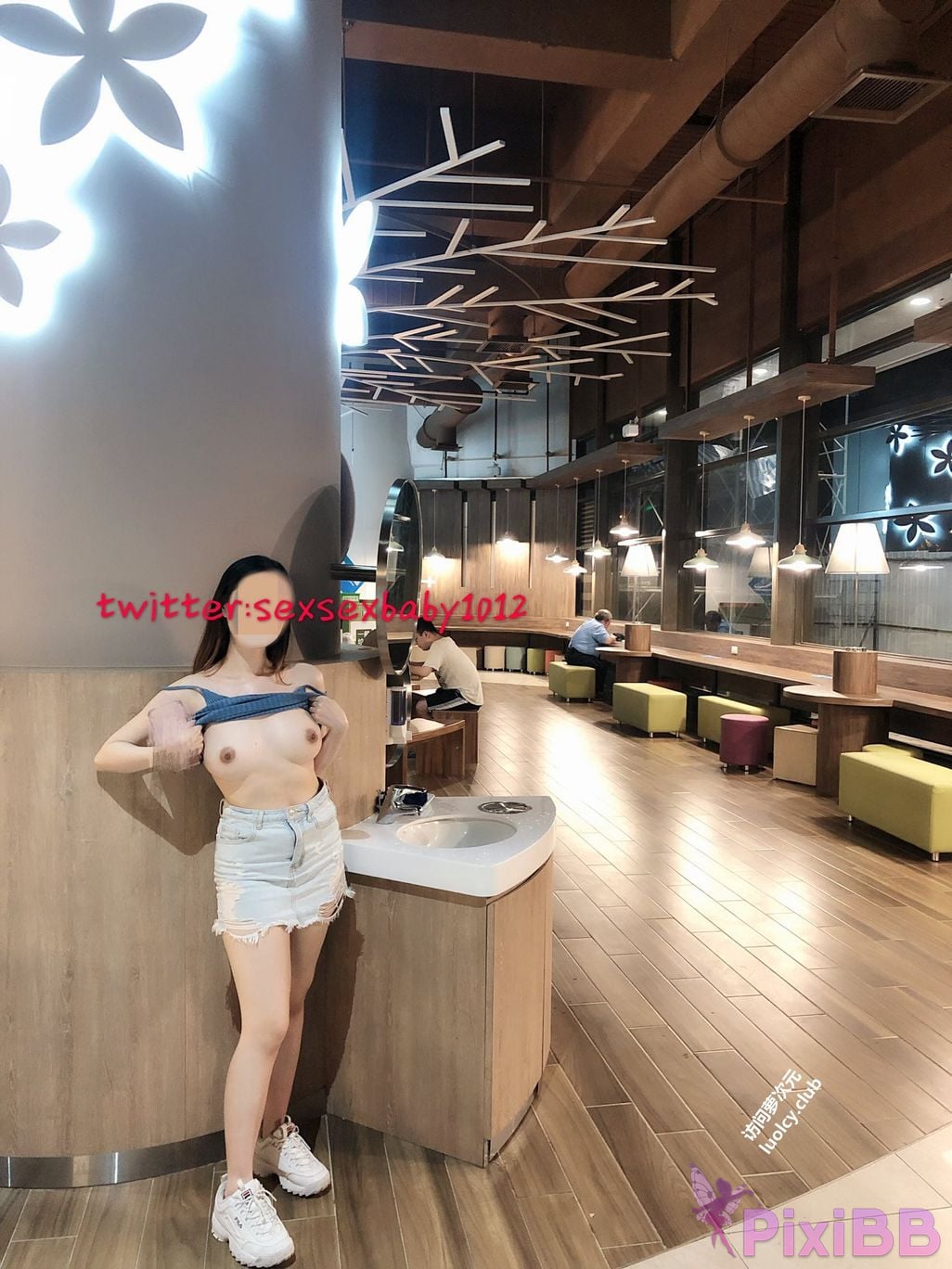 OtherXXX Vivian Ann The best welfare girl Expose subscription in front of others PixiBB.COM 256