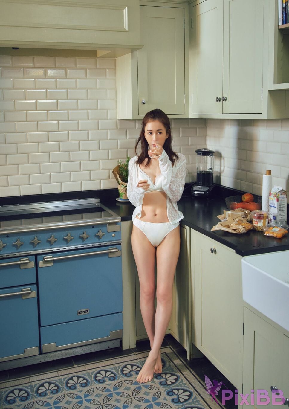 Japanese Idol Maeda Atsuko ex AKB48 6th Photobook photo collection Beste PixiBB.COM 101