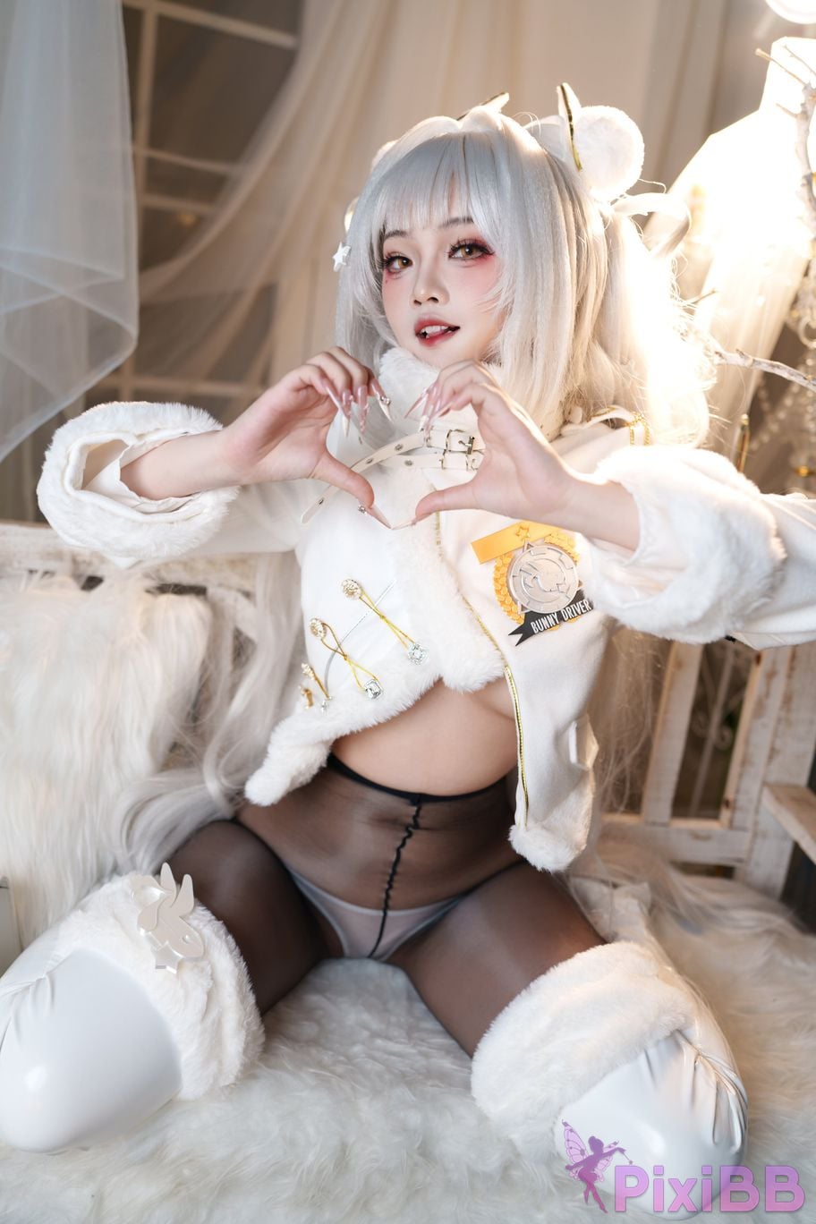 Cosplayer Slow Cooker Hamster Balls goddess of victory Nikki Blanche Fortune Express PixiBB.COM 044