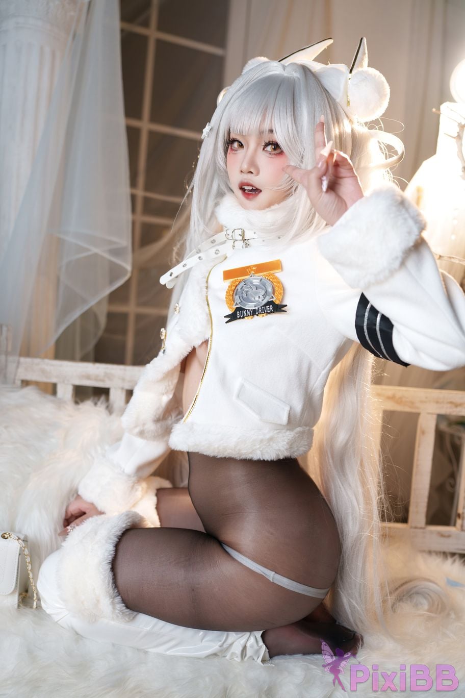 Cosplayer Slow Cooker Hamster Balls goddess of victory Nikki Blanche Fortune Express PixiBB.COM 051