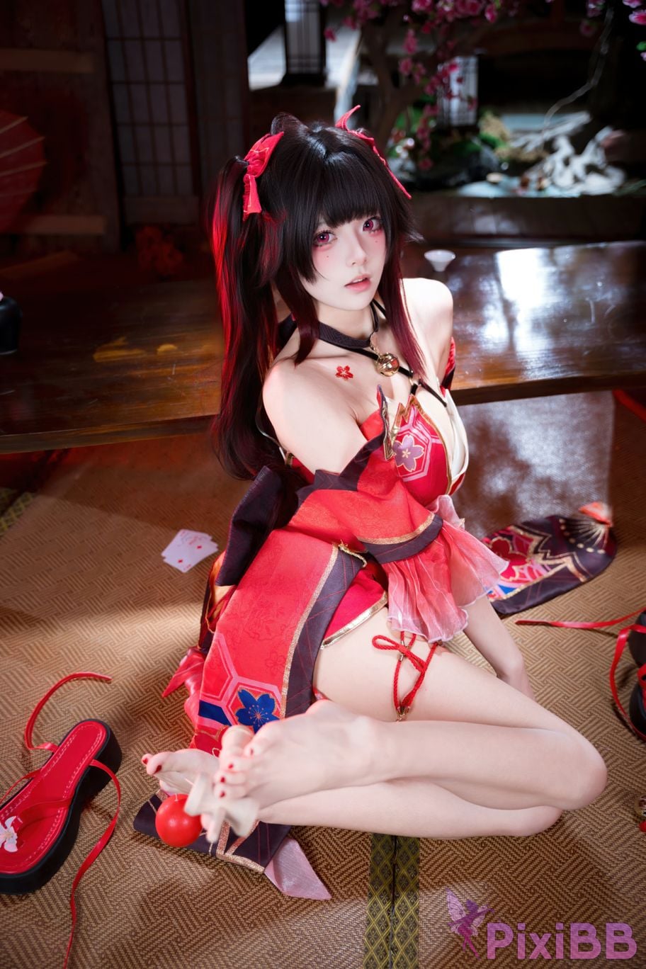 Cosplayer Jiuqi Meow firework PixiBB.COM 012