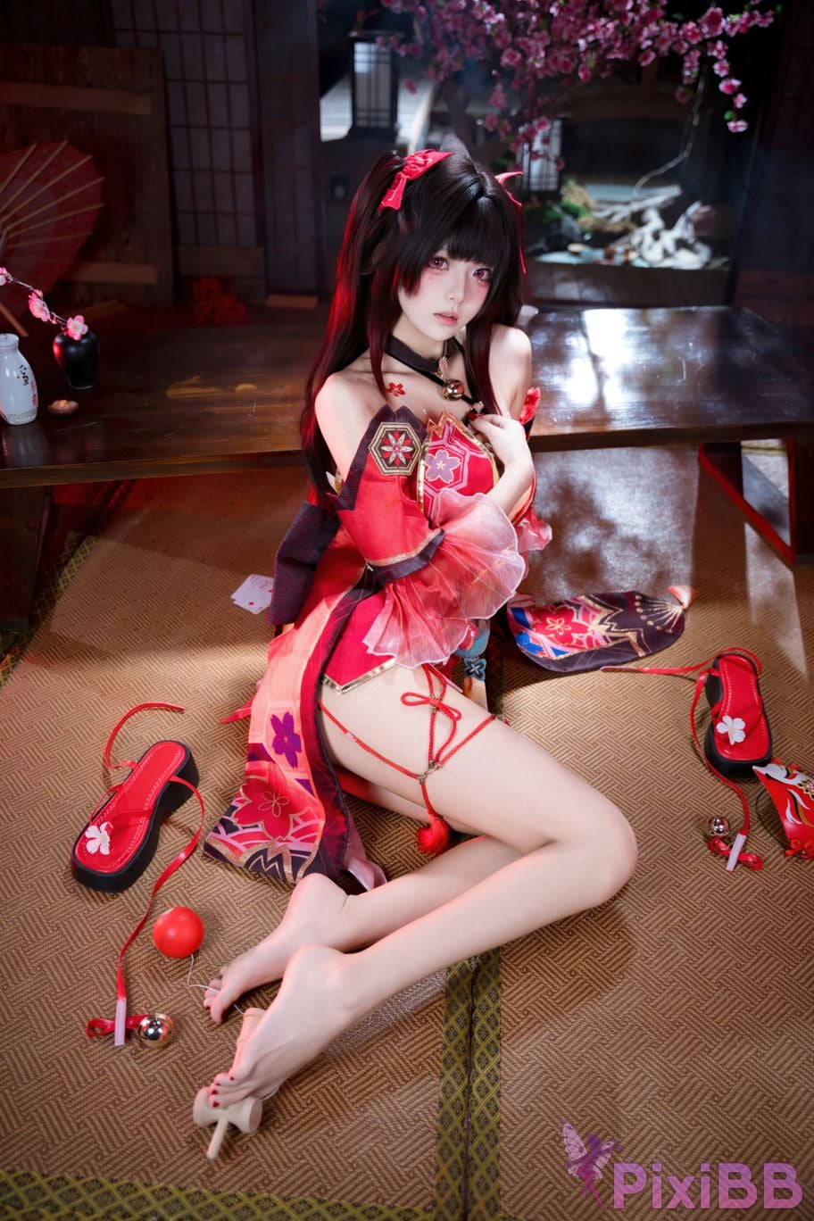 Cosplayer Jiuqi Meow firework PixiBB.COM 013