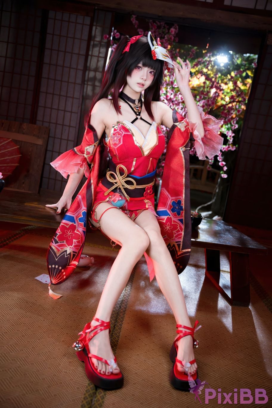 Cosplayer Jiuqi Meow firework PixiBB.COM 024