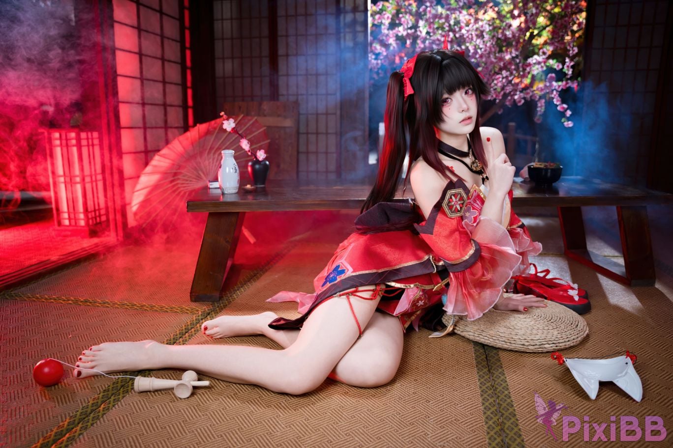 Cosplayer Jiuqi Meow firework PixiBB.COM 034