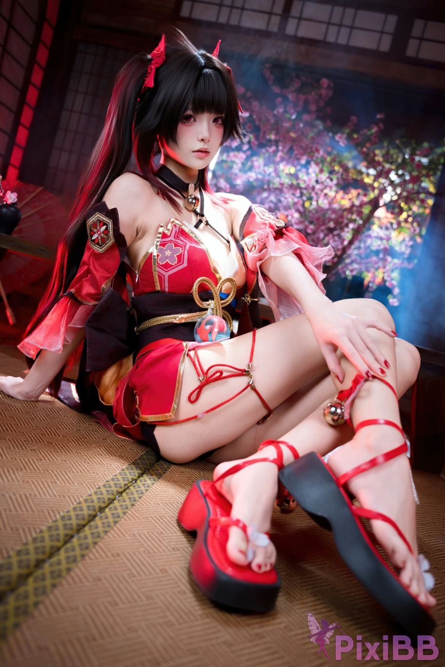 Cosplayer Jiuqi Meow firework PixiBB.COM 043
