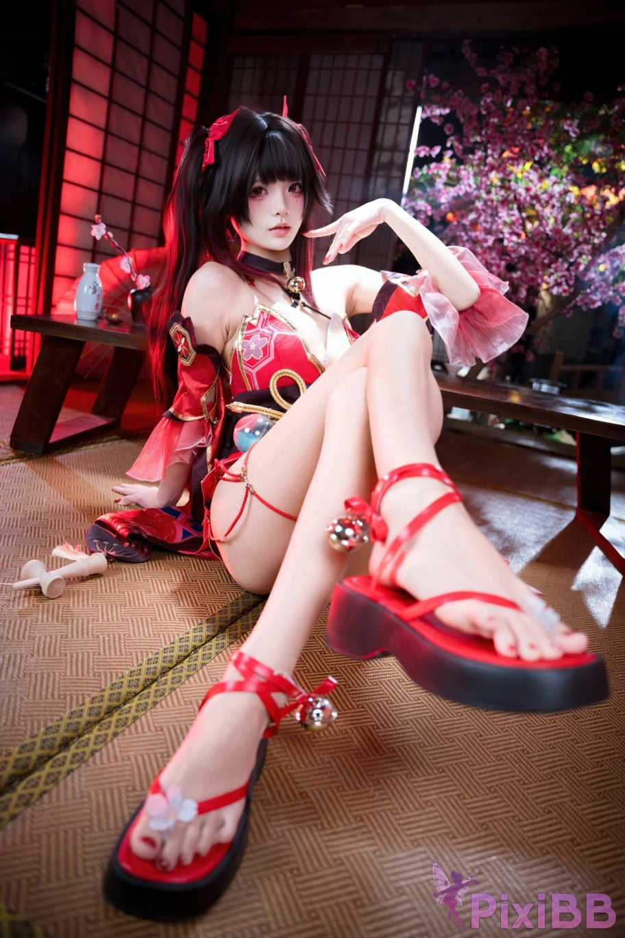 Cosplayer Jiuqi Meow firework PixiBB.COM 049
