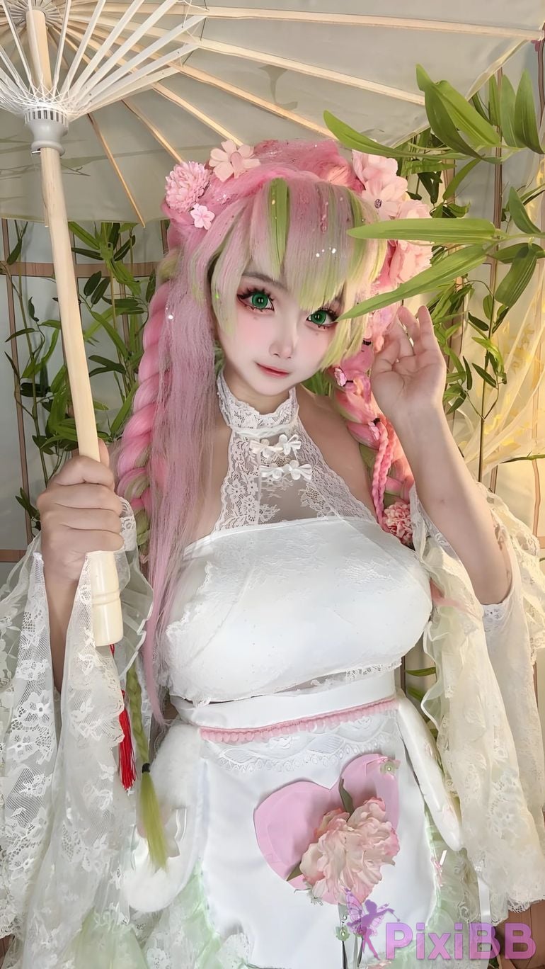 Cosplayer Vanilla Milk Meow D e m o n S l a y r K i t s u Y b Kanroji Mitsuri Collectors Edition PixiBB.COM 166