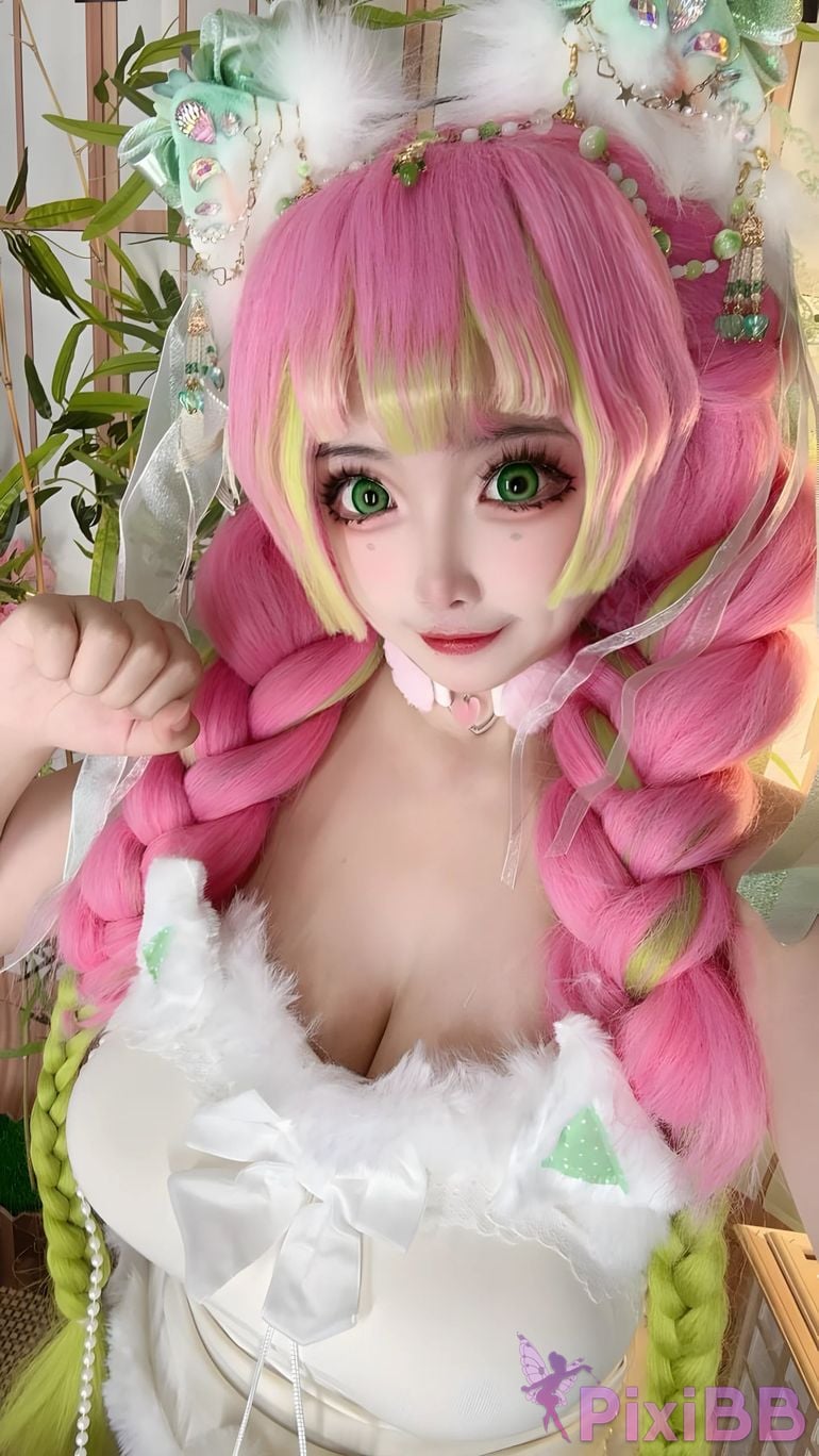 Cosplayer Vanilla Milk Meow D e m o n S l a y r K i t s u Y b Kanroji Mitsuri Collectors Edition PixiBB.COM 199