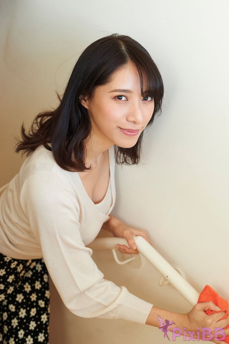 Japanese Idol Someya Yuka Some valleys are fragrant 07. dyed in chocolate 08. Looks like a Western style building PixiBB.COM 005