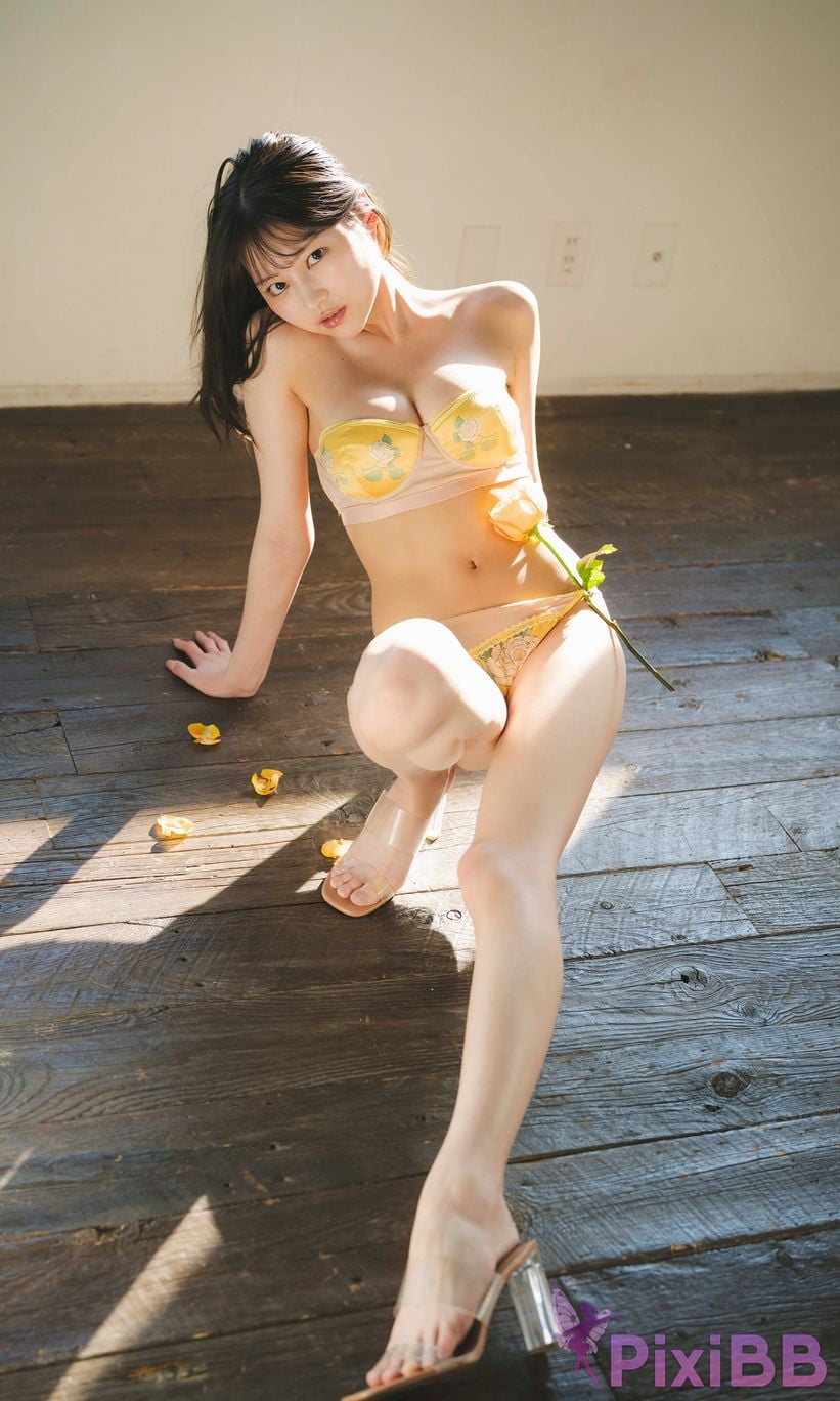 Japanese Idol Usa Hiiragi Usaki large increase photo collection Happy for all weekly play PHOTO BOOK PixiBB.COM 044