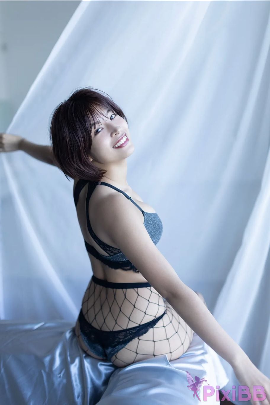 Japanese Idol Mary Fujii Marie FRIDAY digital photo book Hourglass Vol.1 all cuts PixiBB.COM 048