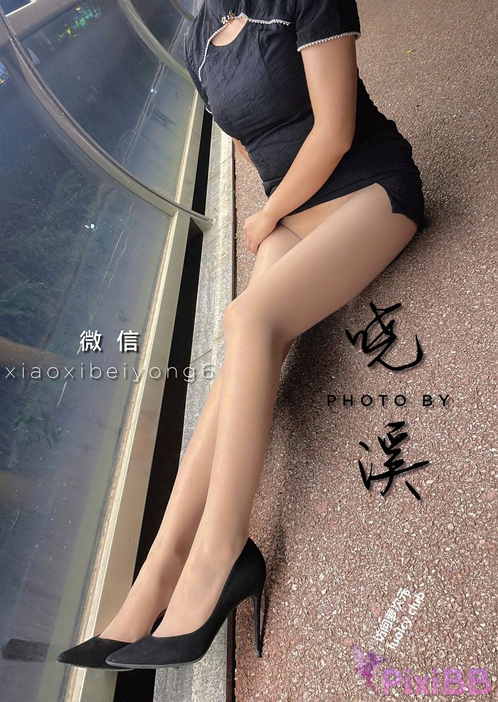 OtherXXX Xiaoxi Tall beautiful legs and silk feet Welfare Ji exposed in various places for private photos PixiBB.COM 020