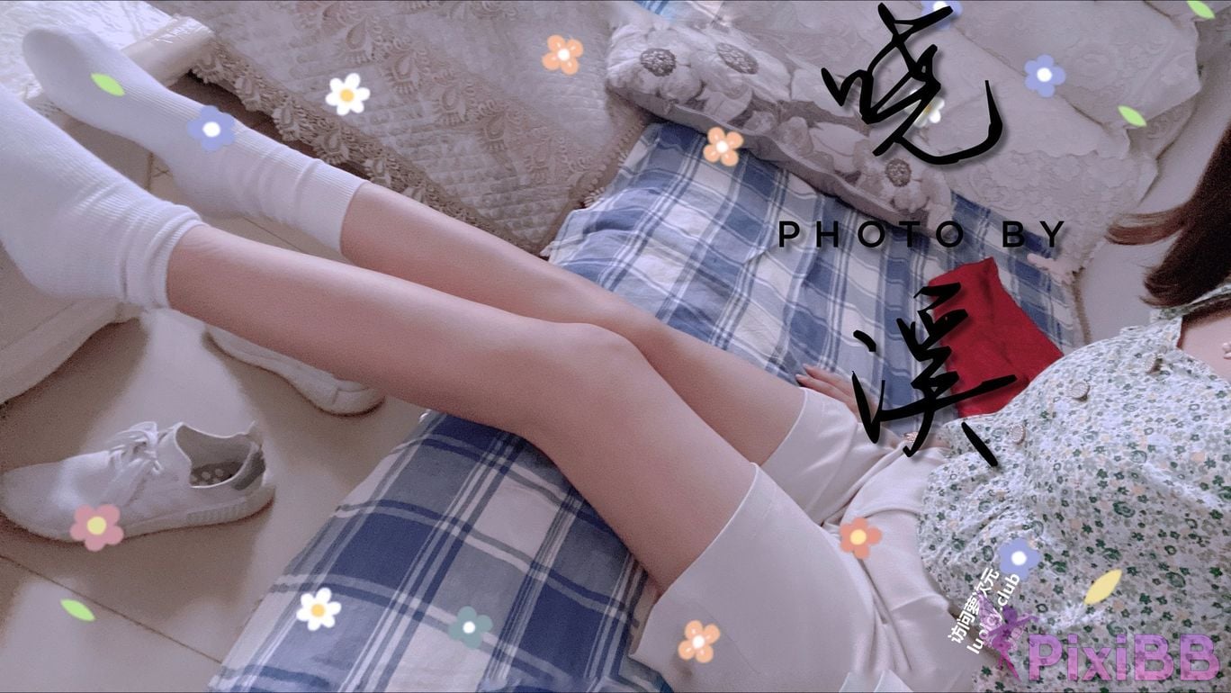 OtherXXX Xiaoxi Tall beautiful legs and silk feet Welfare Ji exposed in various places for private photos PixiBB.COM 030