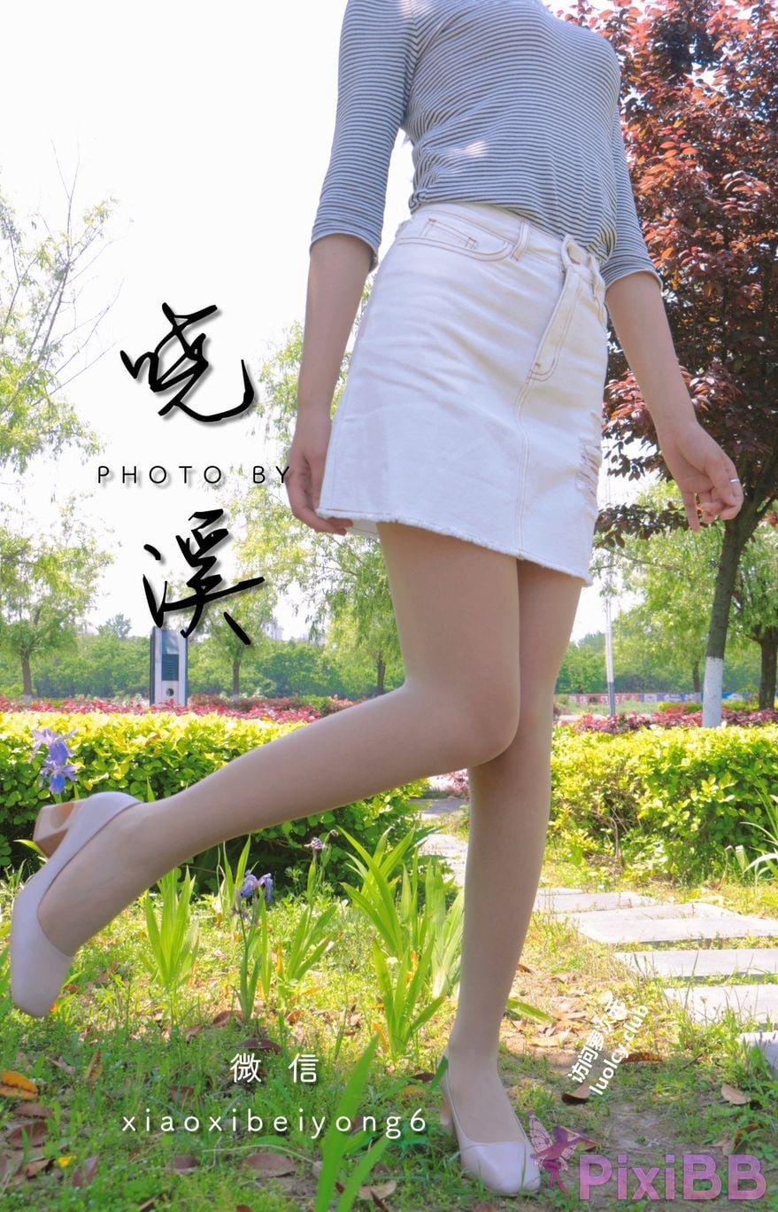 OtherXXX Xiaoxi Tall beautiful legs and silk feet Welfare Ji exposed in various places for private photos PixiBB.COM 100