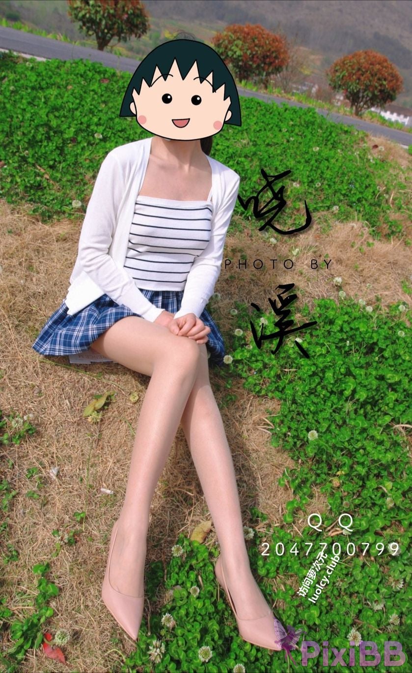 OtherXXX Xiaoxi Tall beautiful legs and silk feet Welfare Ji exposed in various places for private photos PixiBB.COM 138