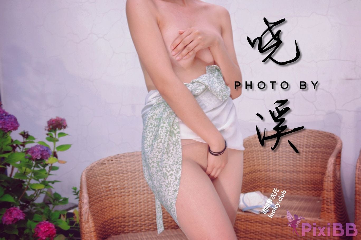 OtherXXX Xiaoxi Tall beautiful legs and silk feet Welfare Ji exposed in various places for private photos PixiBB.COM 208