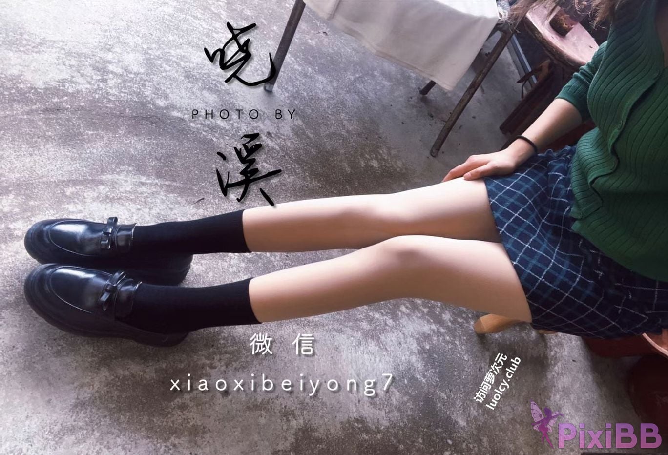 OtherXXX Xiaoxi Tall beautiful legs and silk feet Welfare Ji exposed in various places for private photos PixiBB.COM 256
