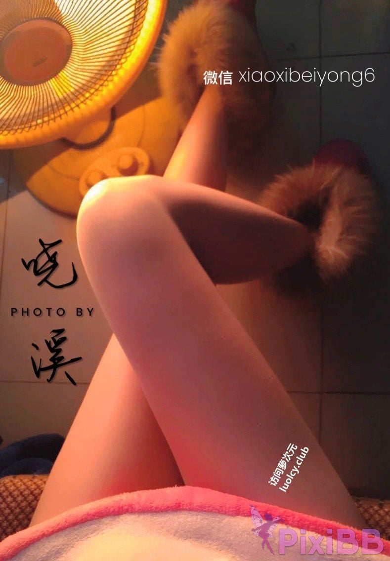 OtherXXX Xiaoxi Tall beautiful legs and silk feet Welfare Ji exposed in various places for private photos PixiBB.COM 263