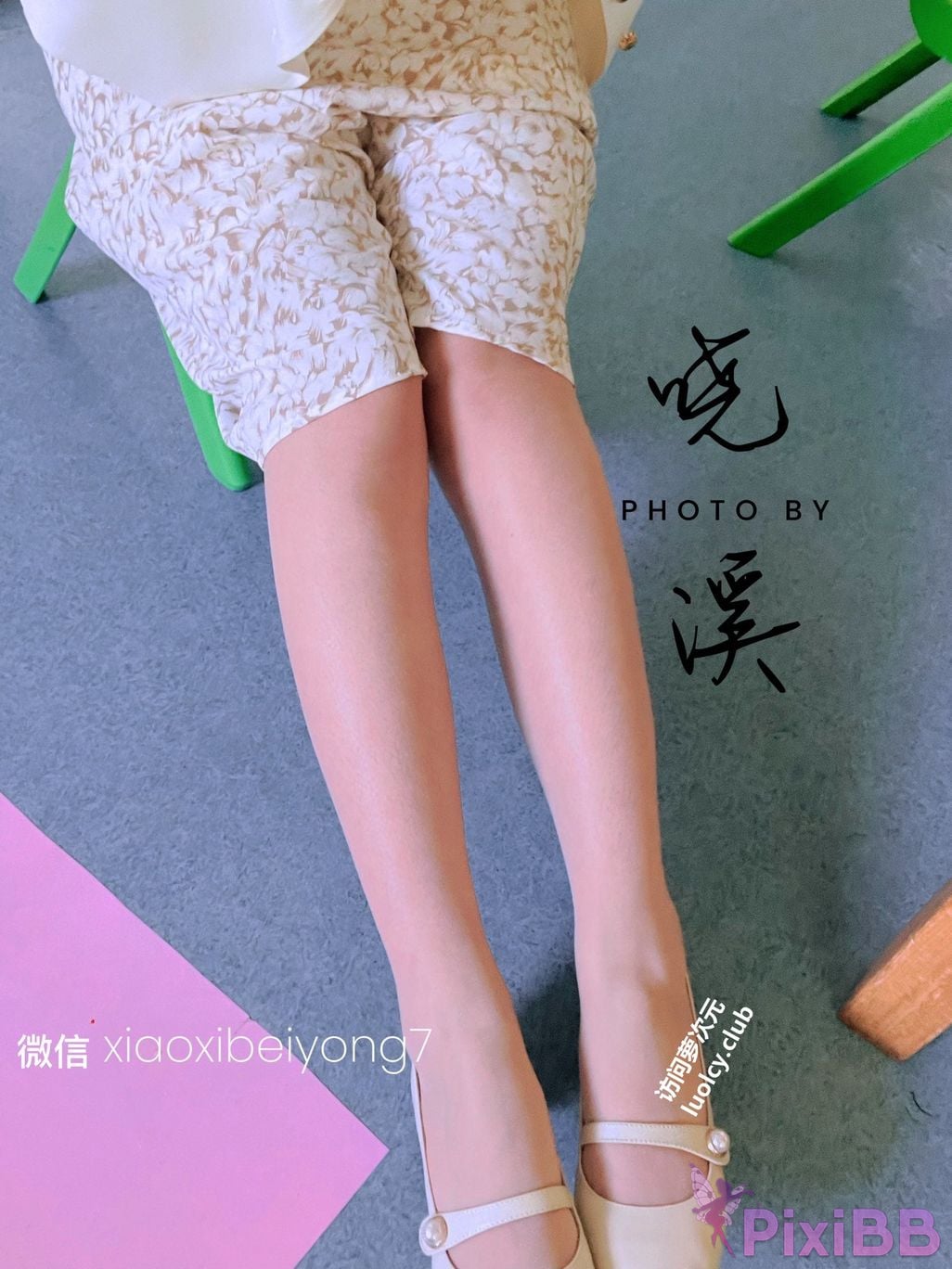 OtherXXX Xiaoxi Tall beautiful legs and silk feet Welfare Ji exposed in various places for private photos PixiBB.COM 271