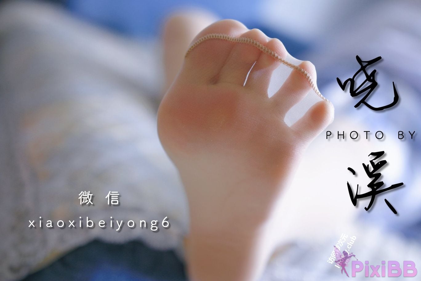 OtherXXX Xiaoxi Tall beautiful legs and silk feet Welfare Ji exposed in various places for private photos PixiBB.COM 357
