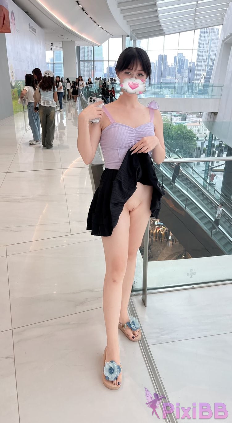OtherXXX i Bread sheep Small breasts loli Private outdoor exposure PixiBB.COM 215