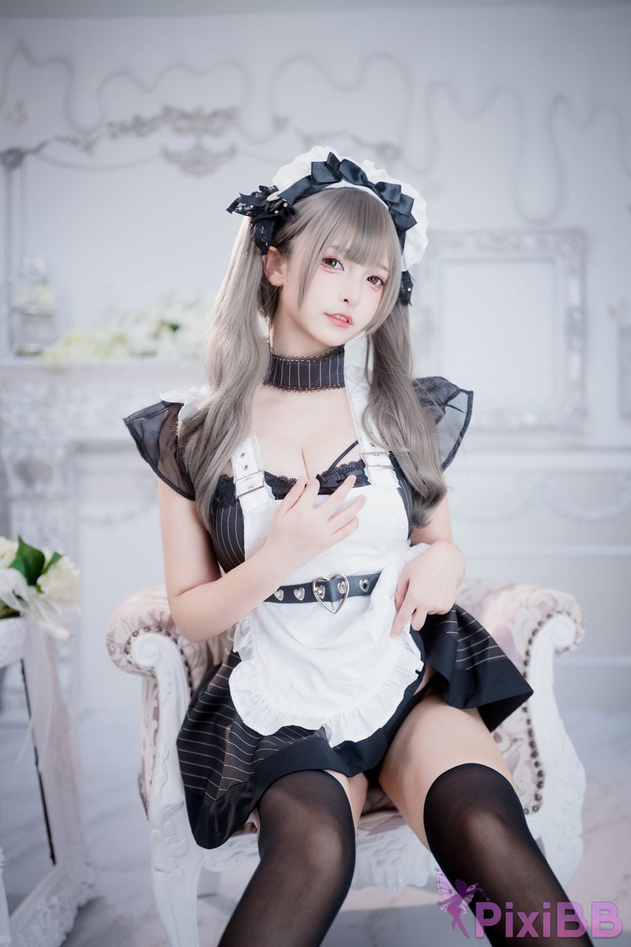 Cosplayer Kagurazaka Midwinter Delusional Maid PixiBB.COM 014