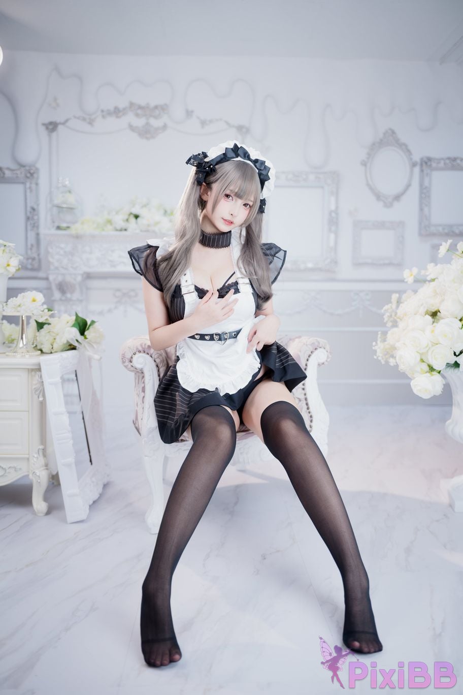 Cosplayer Kagurazaka Midwinter Delusional Maid PixiBB.COM 015