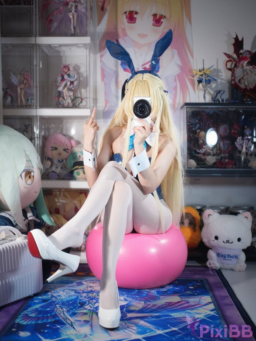 Cosplayer white oak Shirly Blue Archive Flying Birds and Horses bunny girl PixiBB.COM 042.PNG