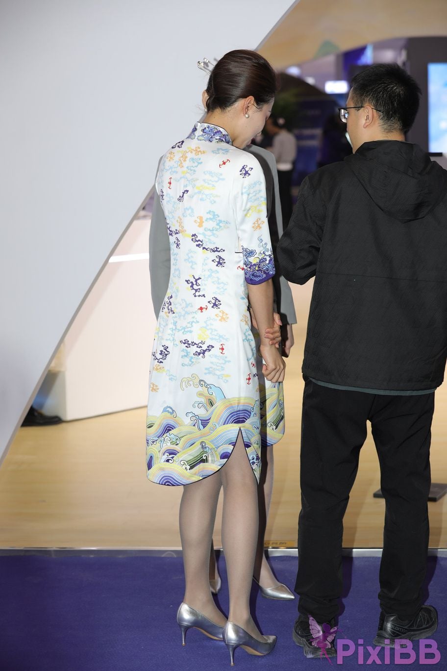 Featured Street Photography Works No.5532 Cheongsam commuting style PixiBB.COM 002