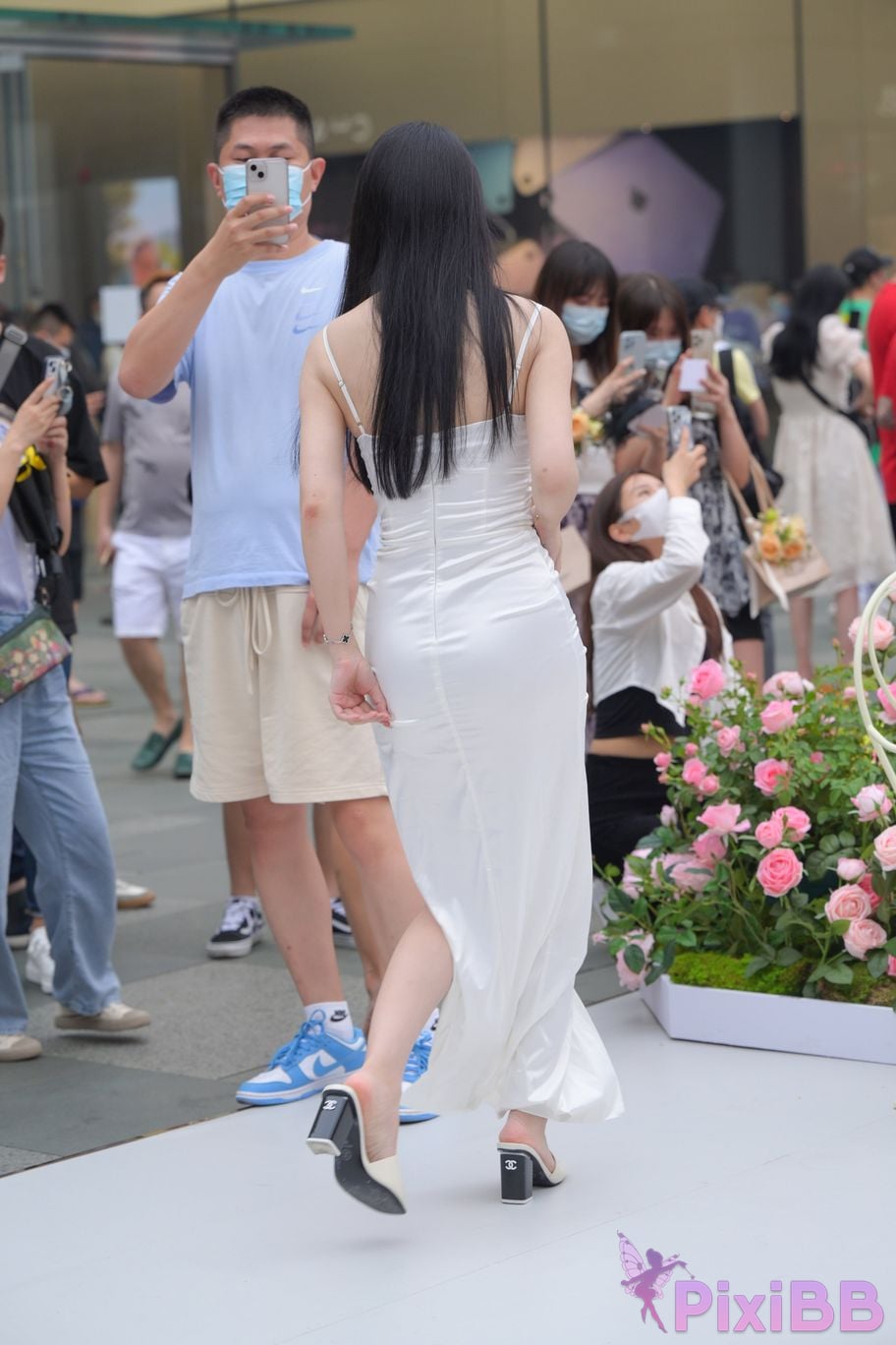 Featured Street Photography Works No.5539 Flower girl group PixiBB.COM 212