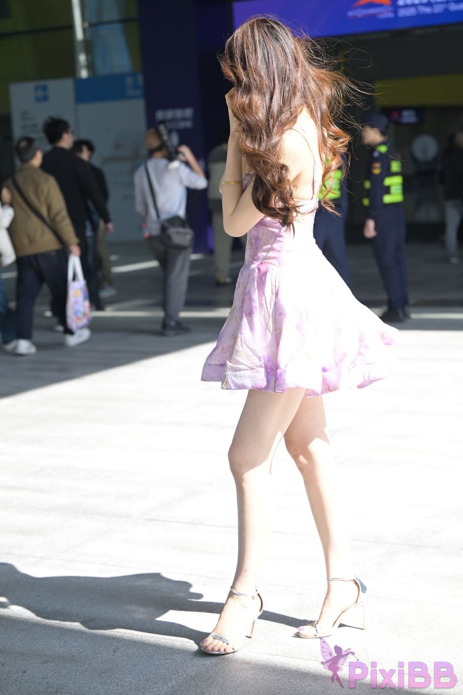Featured Street Photography Works No.5540 Bauhinia skirt PixiBB.COM 013