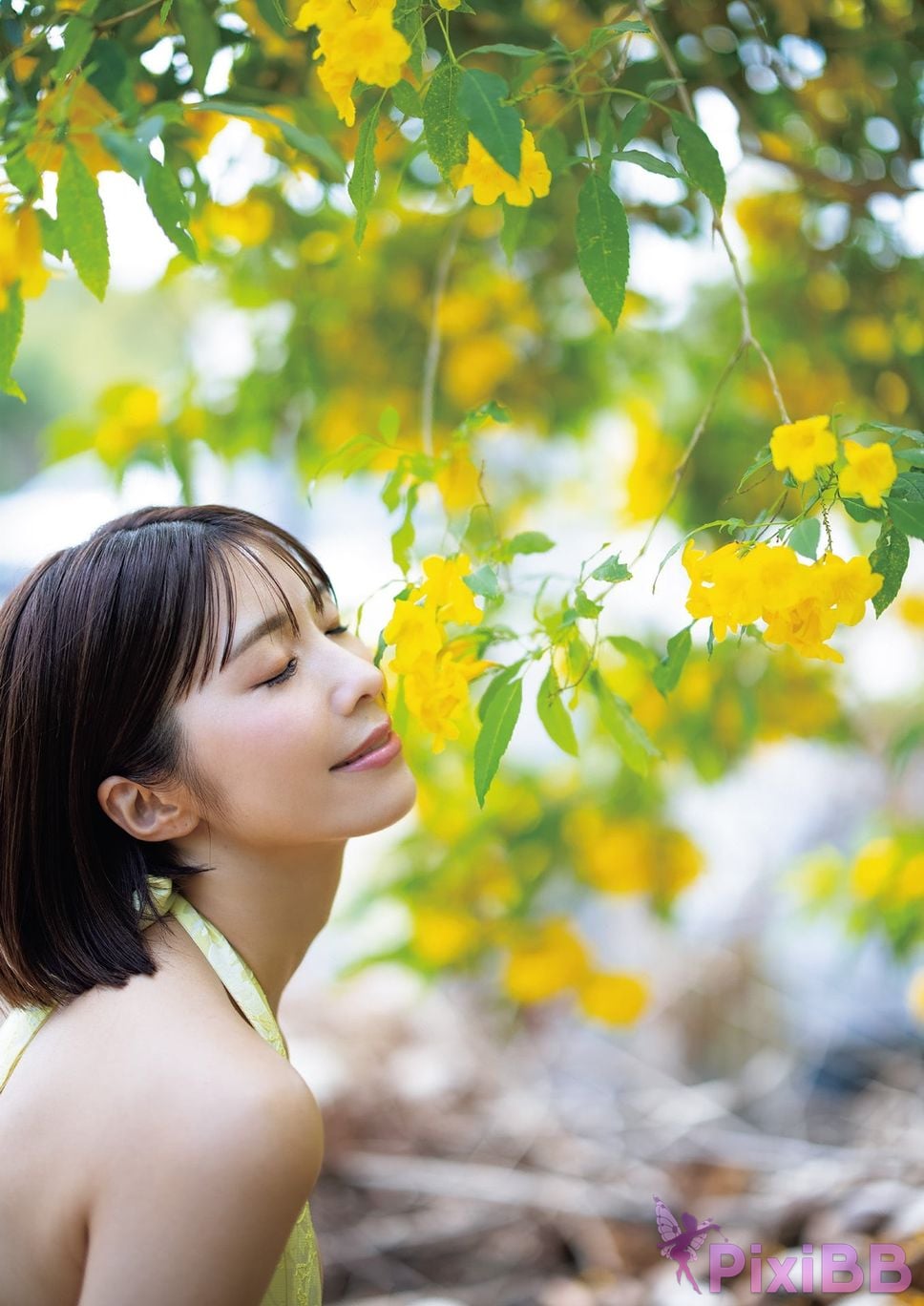 Japanese Idol Mai Tsubasa photo collection Illume PixiBB.COM 038