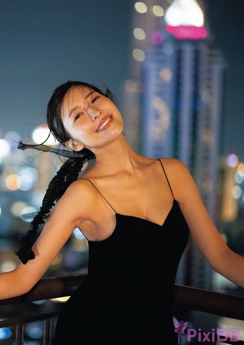 Japanese Idol Mai Tsubasa photo collection Illume PixiBB.COM 081