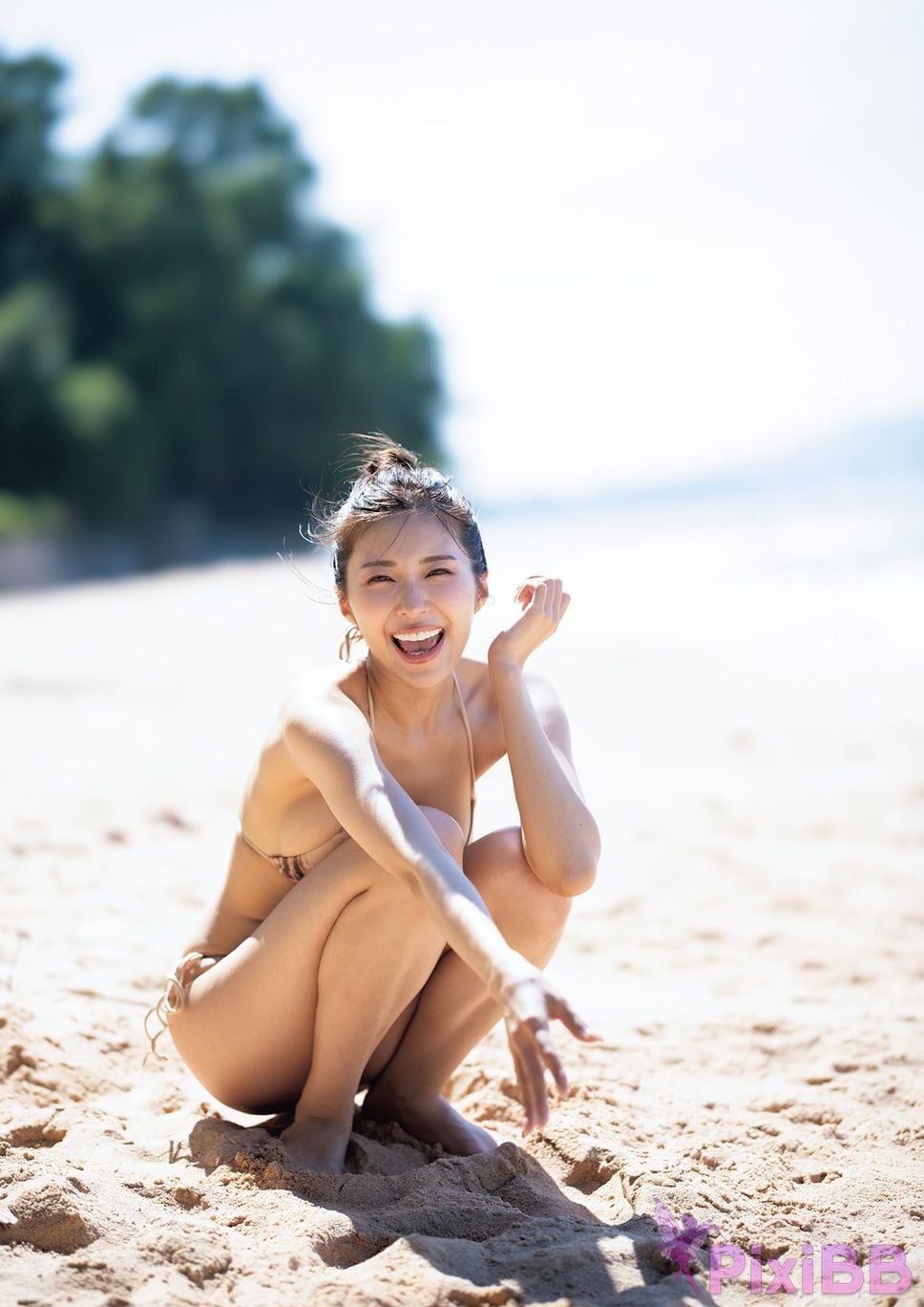 Japanese Idol Mai Tsubasa photo collection Illume PixiBB.COM 084